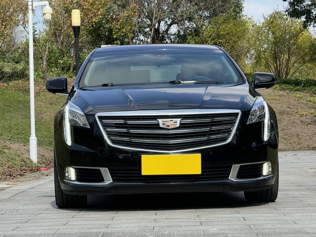 Cadillac XTS