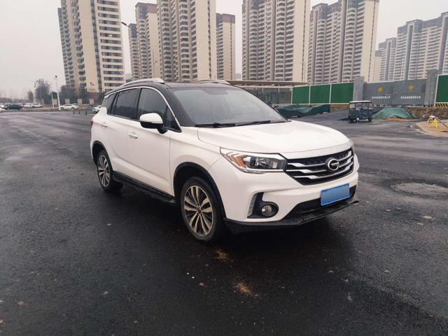 GAC Trumpchi GS4