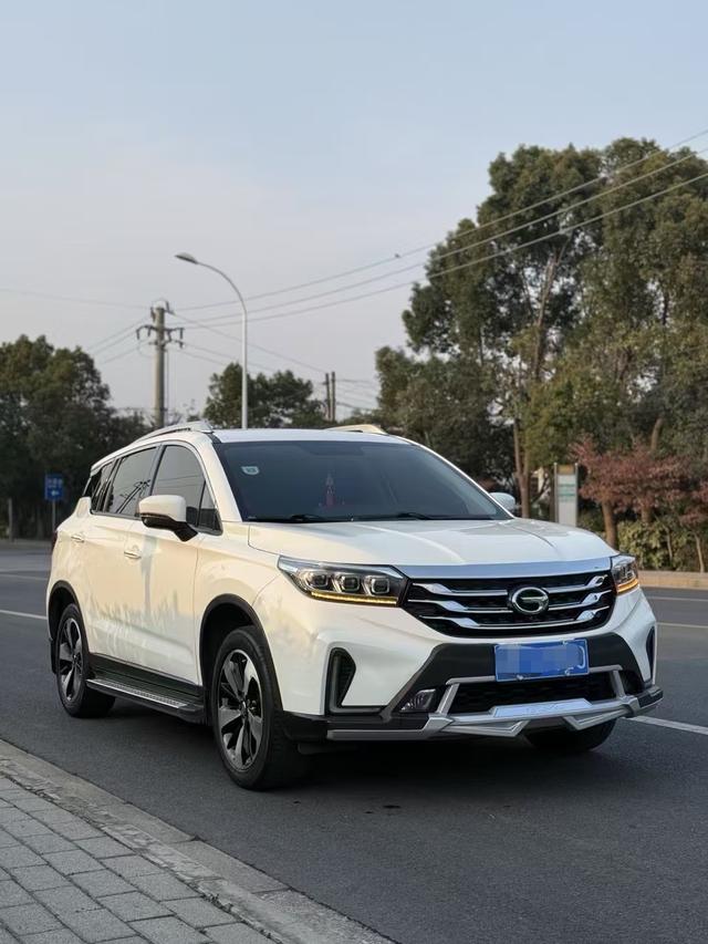 GAC Trumpchi GS4