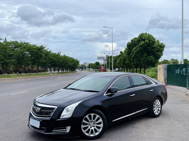 Cadillac XTS