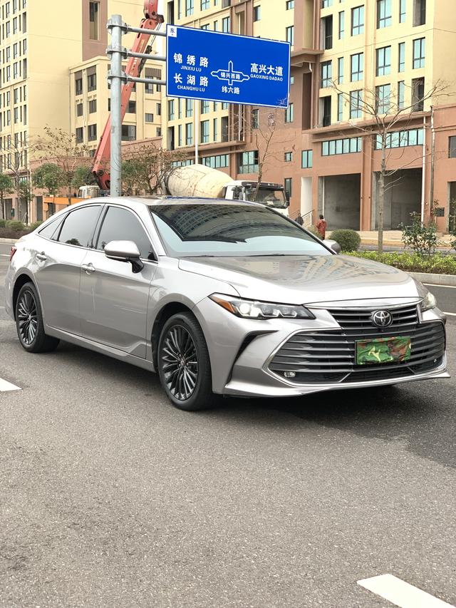 Toyota Avalon