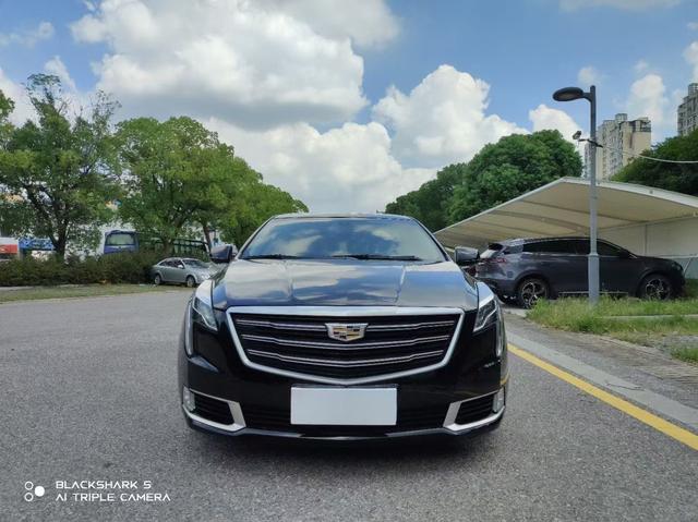 Cadillac XTS