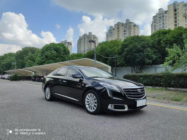 Cadillac XTS