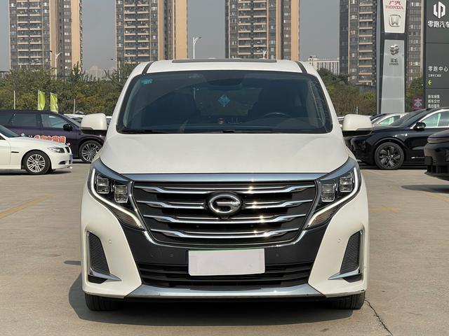 GAC Trumpchi M8