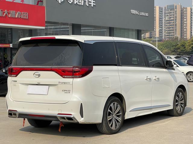 GAC Trumpchi M8