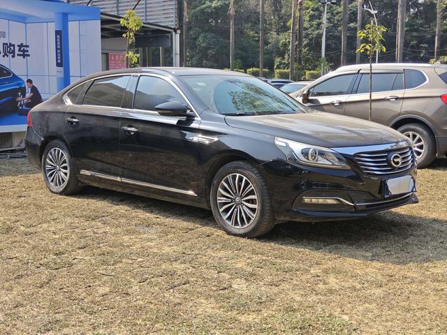 GAC Trumpchi GA8