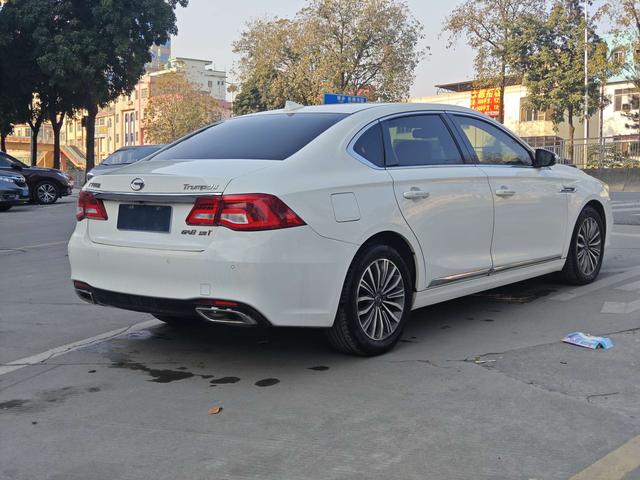 GAC Trumpchi GA8