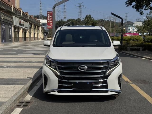 GAC Trumpchi M8