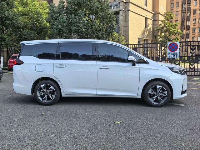 GAC Trumpchi M6