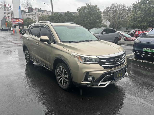 GAC Trumpchi GS4