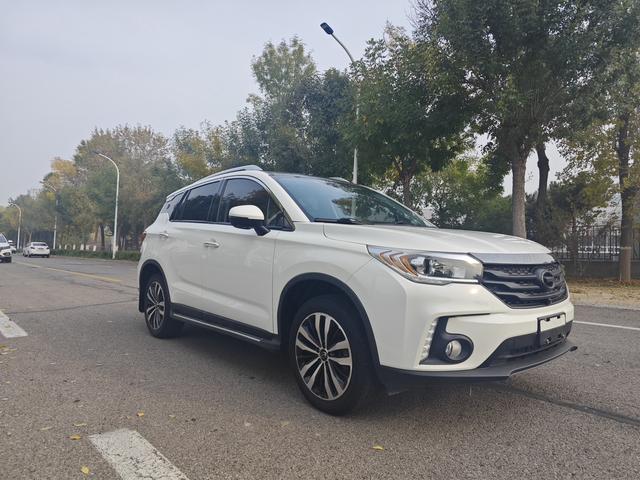 GAC Trumpchi GS4