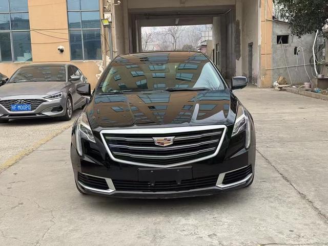 Cadillac XTS