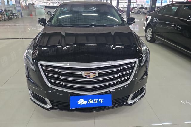 Cadillac XTS