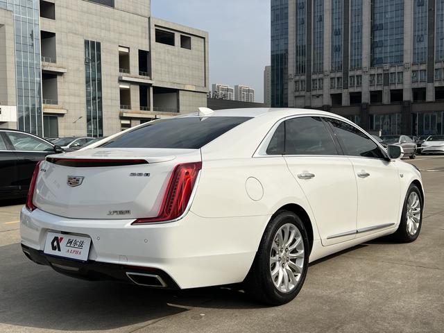 Cadillac XTS