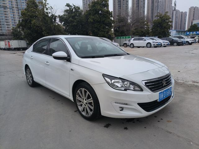 Peugeot 408