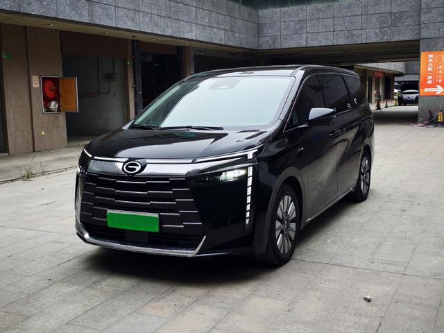 GAC Trumpchi E8 PHEV