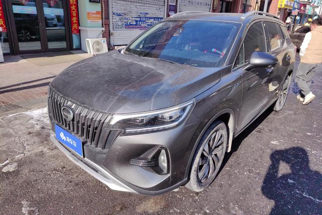 GAC Trumpchi GS4