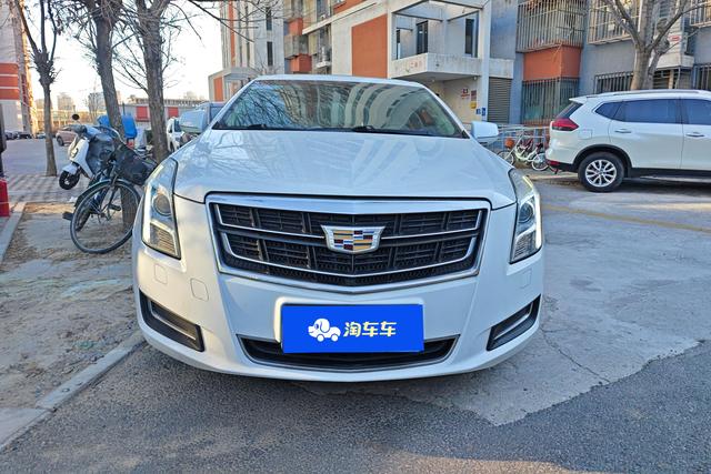 Cadillac XTS