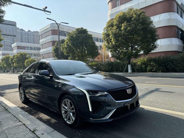 Cadillac CT4