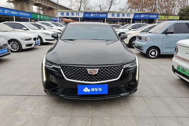 Cadillac CT4