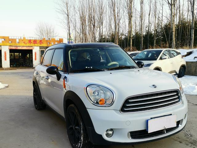 MINI COUNTRYMAN