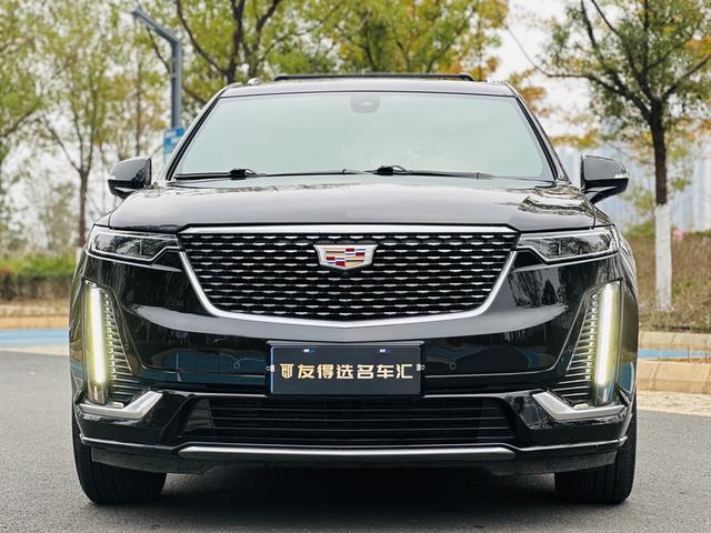 Cadillac XT6