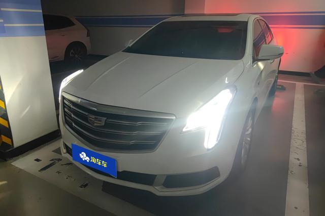 Cadillac XTS