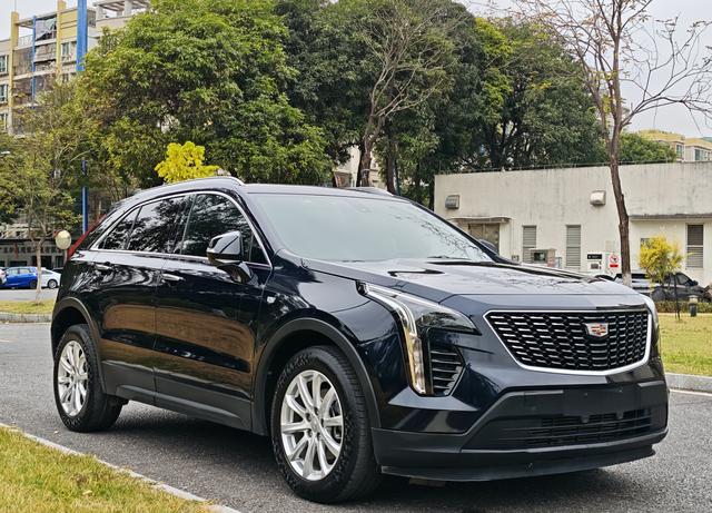 Cadillac XT4