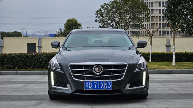 Cadillac CTS (imported)