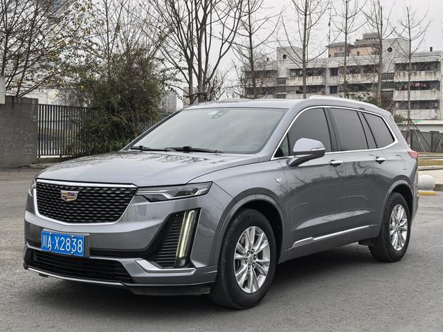 Cadillac XT6