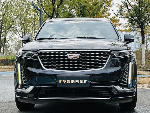 Cadillac XT6