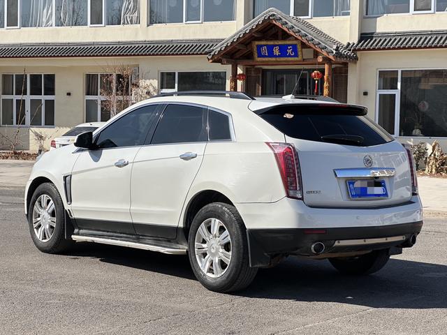 Cadillac SRX