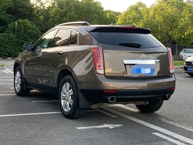 Cadillac SRX