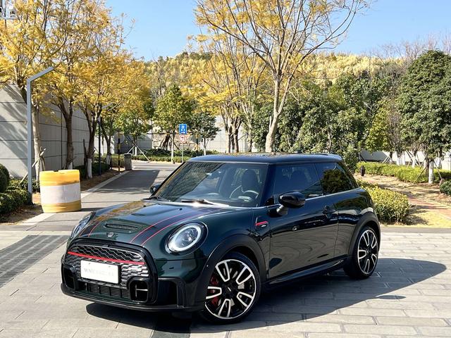 MINI JCW