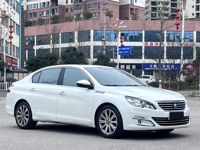 Peugeot 408