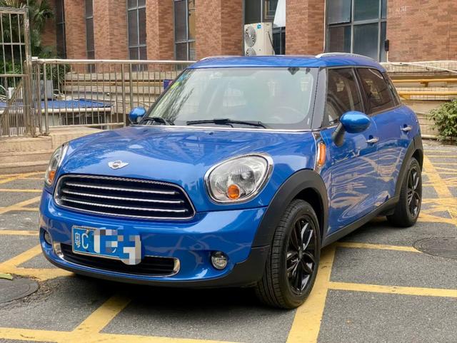 MINI COUNTRYMAN