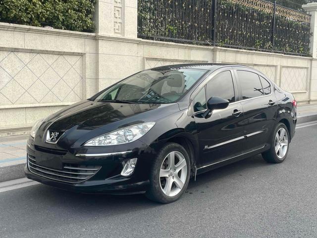 Peugeot 408