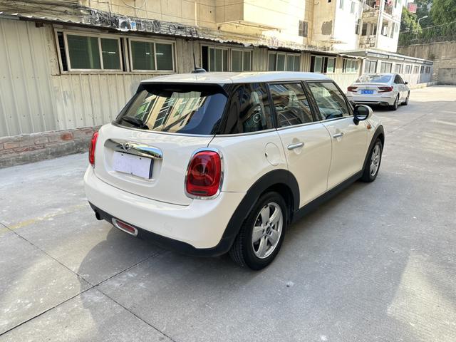 MINI MINI