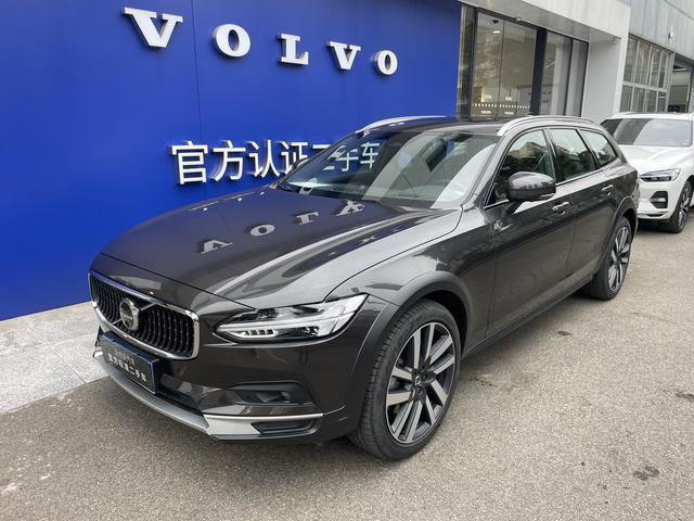 Volvo V90