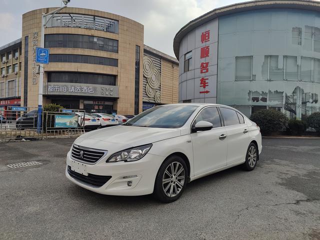 Peugeot 408