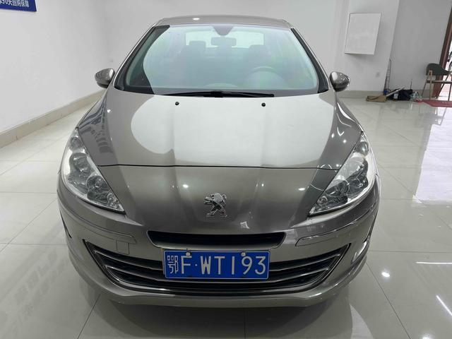 Peugeot 408