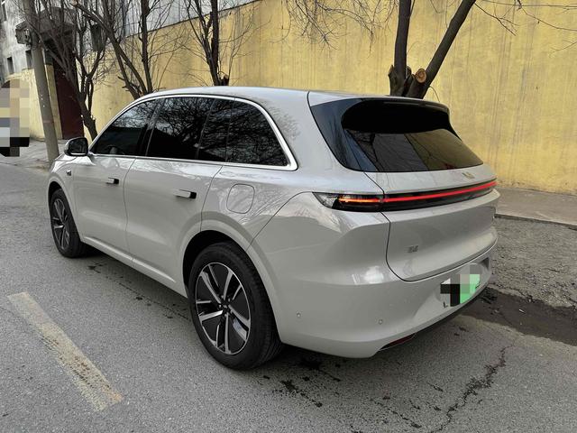 Lixiang L6