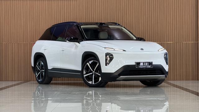 NIO ES7