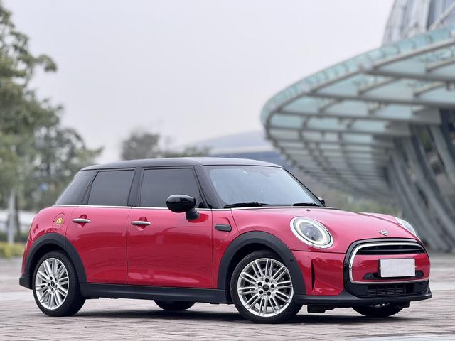 MINI MINI