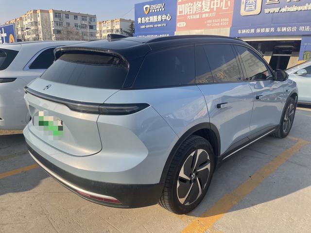 NIO ES6