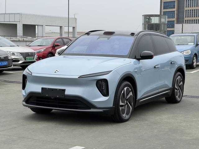 NIO ES6