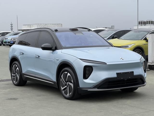 NIO ES6