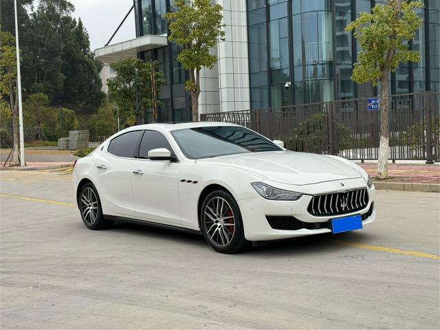 Maserati Ghibli