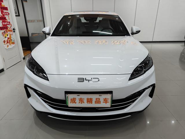 BYD Seal 06DM