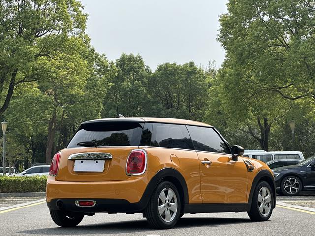 MINI MINI